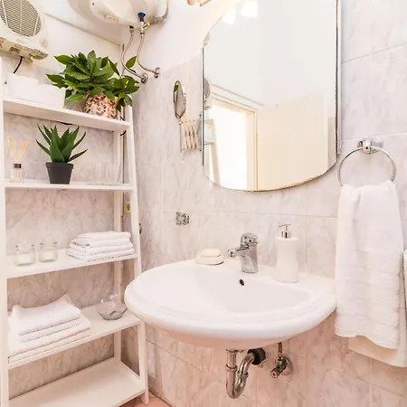 Lussi Appartement Pula