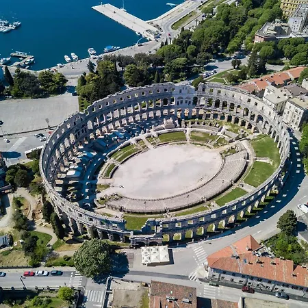 Lussi Apartament